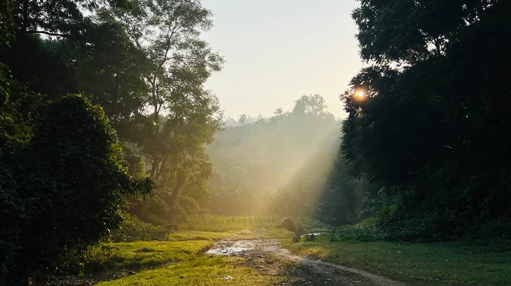 ট্রেইলের শুরু। ছবিঃ সাদিয়া ইসলাম মুমু