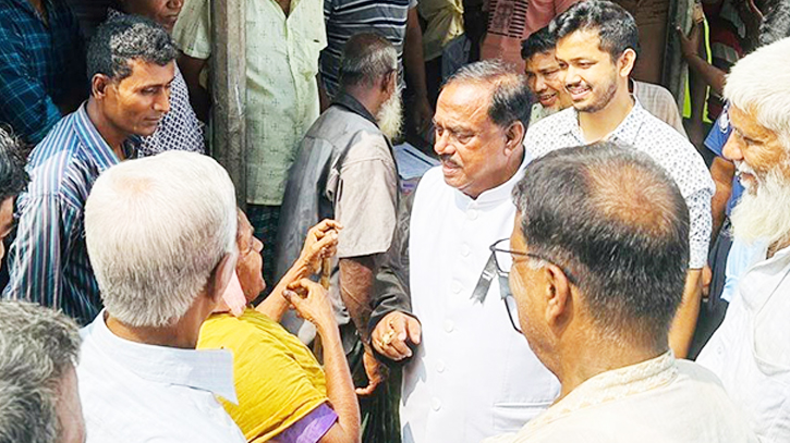 গুদামে রেকর্ড পরিমাণ খাদ্য মজুত আছে : খাদ্যমন্ত্রী