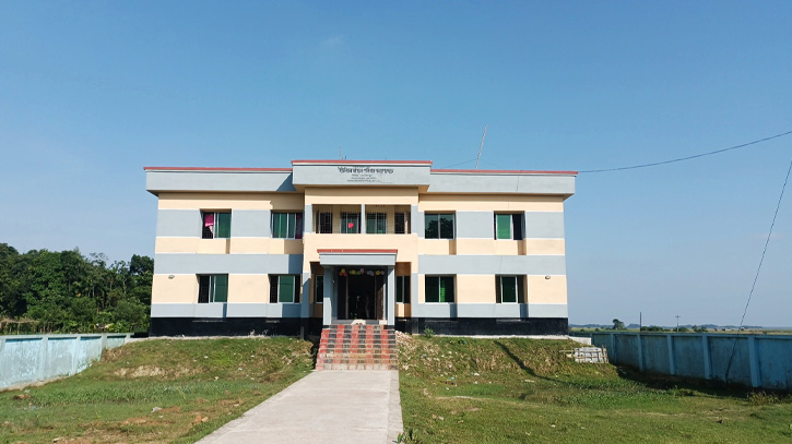 চিকনাগুলে ইউনিয়ন স্বাস্থ্য ও পরিবার কল্যাণ কেন্দ্র উদ্বোধন চিকনাগুলে ইউনিয়ন স্বাস্থ্য ও পরিবার কল্যাণ কেন্দ্র উদ্বোধন