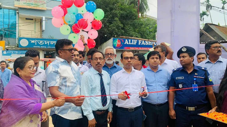 জামালপুরে দুই দিনব্যাপী তথ্য মেলা শুরু জামালপুরে দুই দিনব্যাপী তথ্য মেলা শুরু