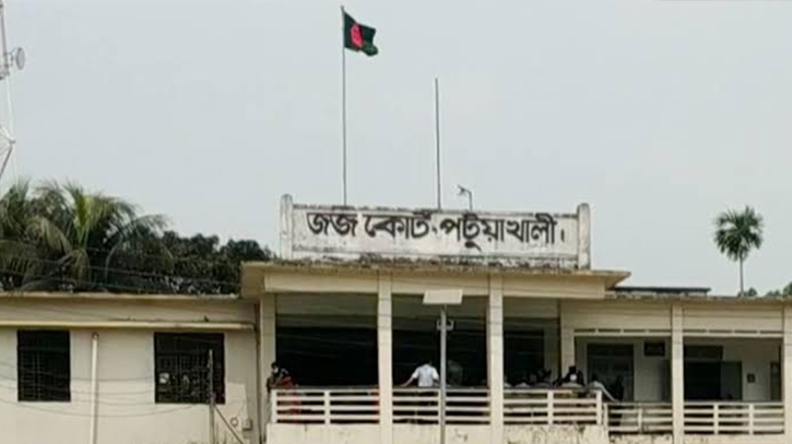 যুবলীগ নেতাকে হত্যার চেষ্টা, ইউপি চেয়ারম্যান জেল হাজতে যুবলীগ নেতাকে হত্যার চেষ্টা, ইউপি চেয়ারম্যান জেল হাজতে