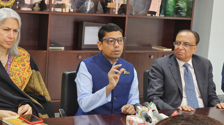 প্রত্যন্ত গ্রামেও বিশ্বমানের শিক্ষার পরিবেশ তৈরি করা হবে : পলক