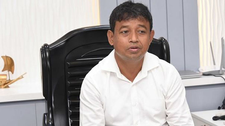 ভিসা বাতিল ও বিদেশে পালানো সংক্রান্ত সব কনটেন্ট গুজব : ডিবি প্রধান 