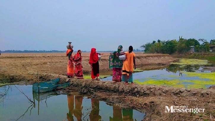 উপকূল জুড়ে বিশুদ্ধ পানির জন্য হাহাকার উপকূল জুড়ে বিশুদ্ধ পানির জন্য হাহাকার