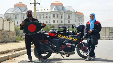 আটদেশ ঘুরে মোটরসাইকেলে দুবাইয়ে বাংলাদেশ দম্পতি