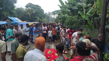 চাঁপাইনবাবগঞ্জে ট্রাক চাপায় মটোরসাইকেল আরোহী নিহত
