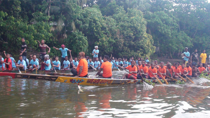 লাখো প্রাণের উচ্ছ্বাসে গোপালগঞ্জে অনুষ্ঠিত হলো নৌকাবাইচ লাখো প্রাণের উচ্ছ্বাসে গোপালগঞ্জে অনুষ্ঠিত হলো নৌকাবাইচ