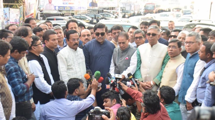 চট্টগ্রামে প্রধানমন্ত্রীর জনসভায় ১৫ লাখের বেশি মানুষ অংশ নিবে: জাহাঙ্গীর কবির নানক চট্টগ্রামে প্রধানমন্ত্রীর জনসভায় ১৫ লাখের বেশি মানুষ অংশ নিবে: জাহাঙ্গীর কবির নানক