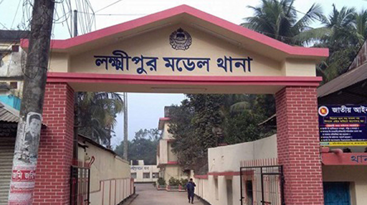 লক্ষ্মীপুরে একই পরিবারের ৭ জনকে কুপিয়ে জখম লক্ষ্মীপুরে একই পরিবারের ৭ জনকে কুপিয়ে জখম