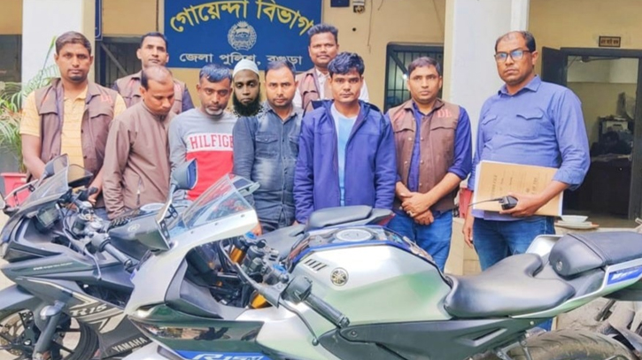 বগুড়ায় মোটর সাইকেলসহ চোরচক্রের ৫ সদস্য গ্রেপ্তার