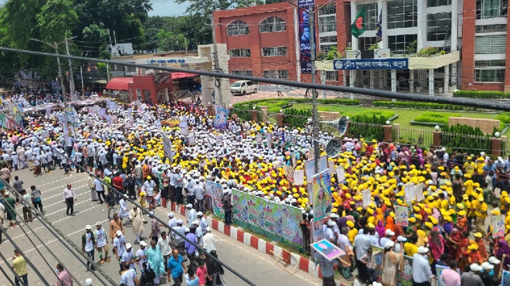 PM’s grand rally in Rangpur turns into a human sea