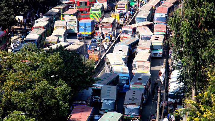 Heavy traffic in the Capital’s Gulistan