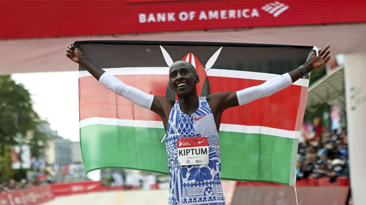 Marathon world record-holder Kelvin Kiptum died in a car crash