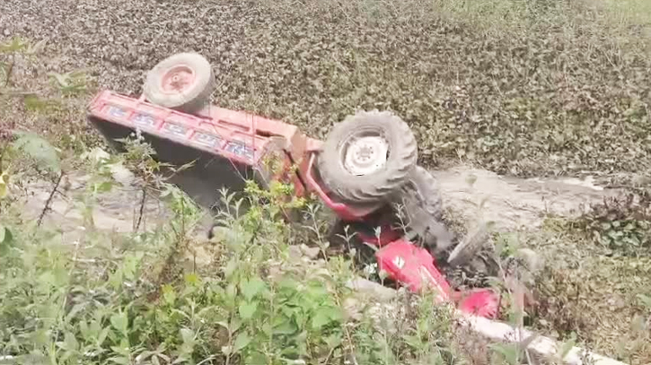 2 killed as tractor overturns in B’baria