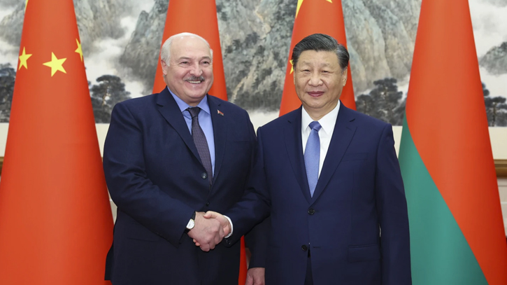 Xi Jinping welcomes President Alexander Lukashenko of Belarus to Beijing