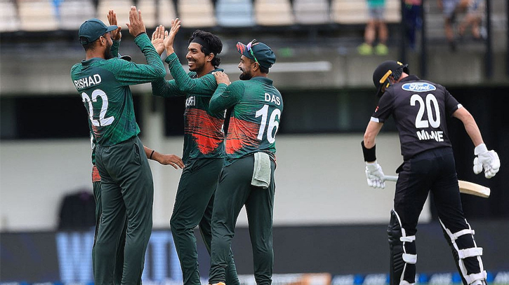 Bangladesh beats New Zealand by 9 wickets in 3rd ODI Bangladesh beats New Zealand by 9 wickets in 3rd ODI