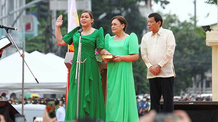 Duterte’s daughter takes oath as Philippine vice president