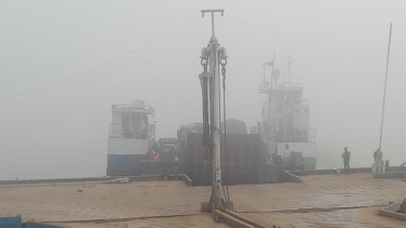 Dense fog disrupts Daulatdia-Paturia ferry services