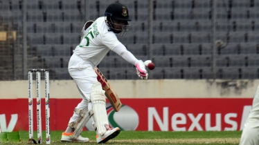 Mushfiqur’s unusual dismissal during Dhaka Test