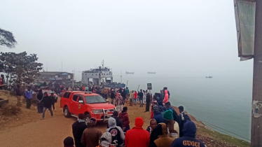 Ferry with 9 loaded trucks capsizes in Padma, engine master missing
