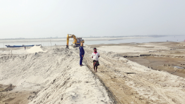 Rampant sand lifting along Jamuna poses erosion threat