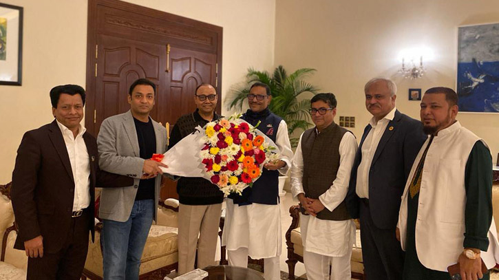 Obaidul Quader pays a courtesy visit to Bashundhara Group Chairman-MD Obaidul Quader pays a courtesy visit to Bashundhara Group Chairman-MD