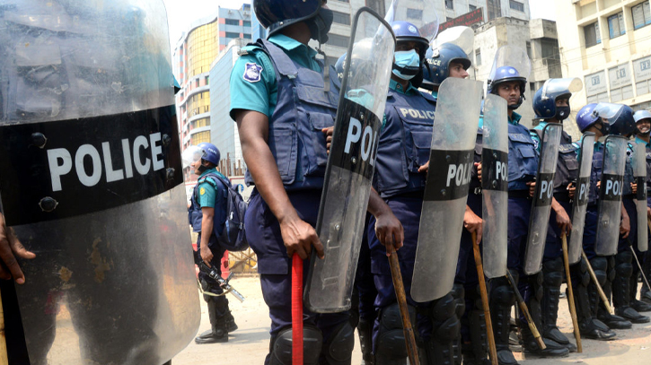 Mobilisation of forces aimed at nationwide Massive crackdown Mobilisation of forces aimed at nationwide Massive crackdown