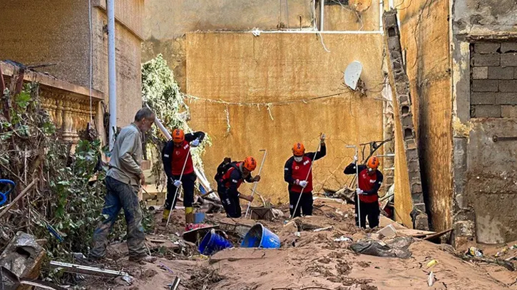 Flooding in Libya deaths hit around 11000 Flooding in Libya deaths hit around 11000