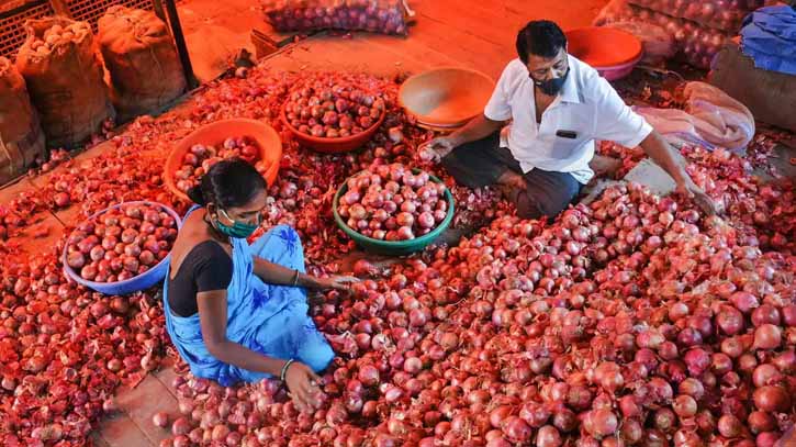 Bangladesh plans to continue onion imports during Ramadan