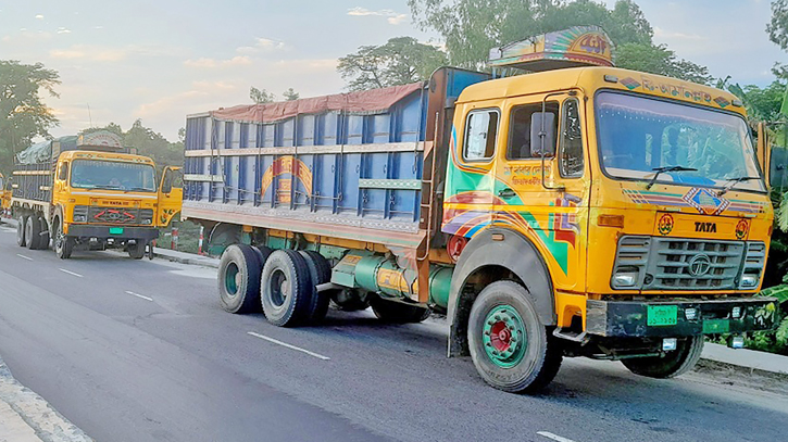 Rampant illegal parking causes chaos, accidents Rampant illegal parking causes chaos, accidents