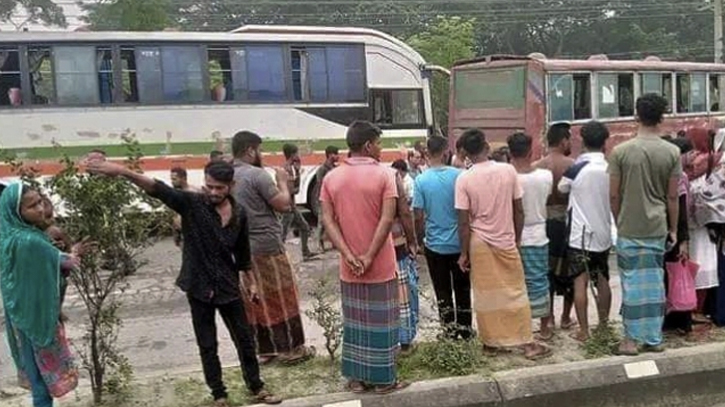 ত্রিশালে বাসচাপায় নিহতের সংখ্যা বেড়ে ৫ ত্রিশালে বাসচাপায় নিহতের সংখ্যা বেড়ে ৫