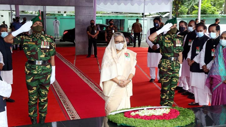 আওয়ামী লীগের প্রতিষ্ঠাবার্ষিকীতে বঙ্গবন্ধুর প্রতি শ্রদ্ধা নিবেদন প্রধানমন্ত্রীর