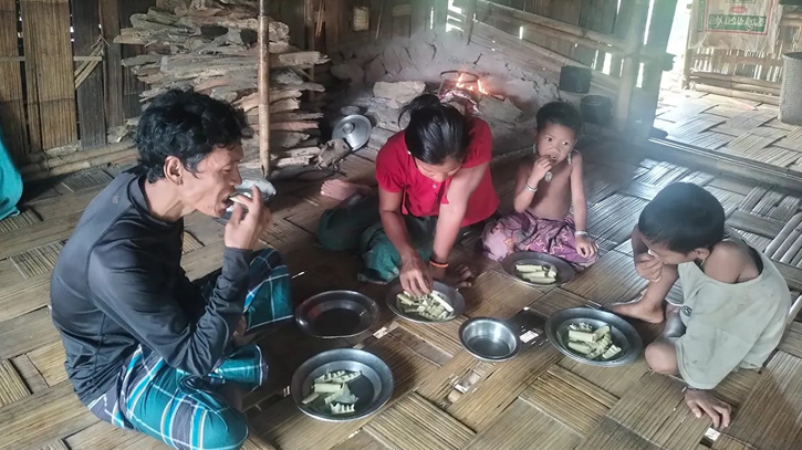 ‘‘থানচির দুর্গম এলাকায় ভয়াবহ খাদ্যসংকট: জনজীবন বিপর্যস্ত’’ ‘‘থানচির দুর্গম এলাকায় ভয়াবহ খাদ্যসংকট: জনজীবন বিপর্যস্ত’’