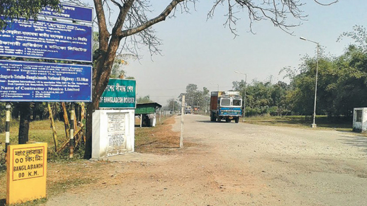 ৬ দিন পর বাংলাবান্ধা স্থলবন্দর দিয়ে আমদানি-রপ্তানি শুরু