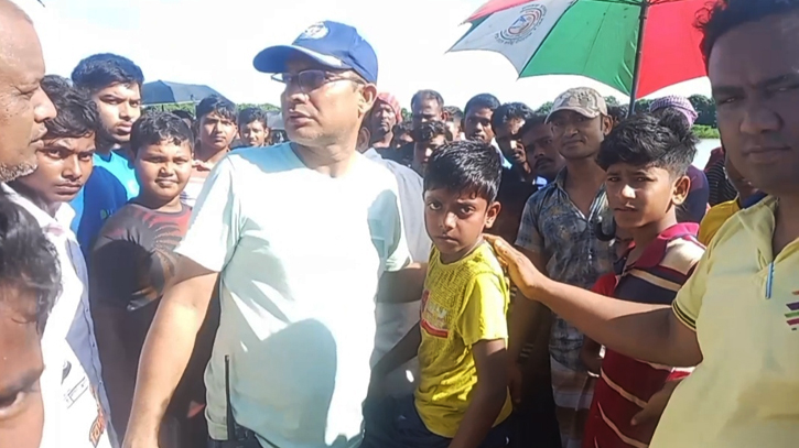 নাটোরে নদীতে গোসল করতে গিয়ে তিন শিশু নিখোঁজ নাটোরে নদীতে গোসল করতে গিয়ে তিন শিশু নিখোঁজ