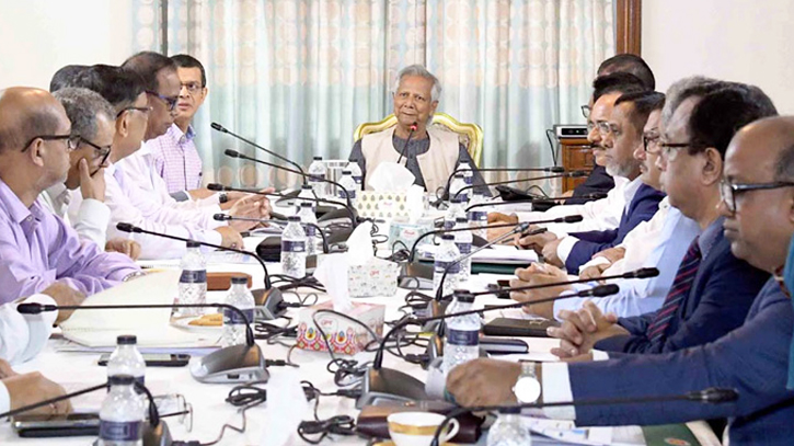 প্রধান উপদেষ্টা  ড. ইউনূস সচিবদের যেসব নির্দেশনা দিলেন
