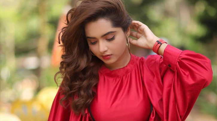 ‘আয়নাঘর’ নিয়ে সিনেমা, থাকছেন কারা? ‘আয়নাঘর’ নিয়ে সিনেমা, থাকছেন কারা?