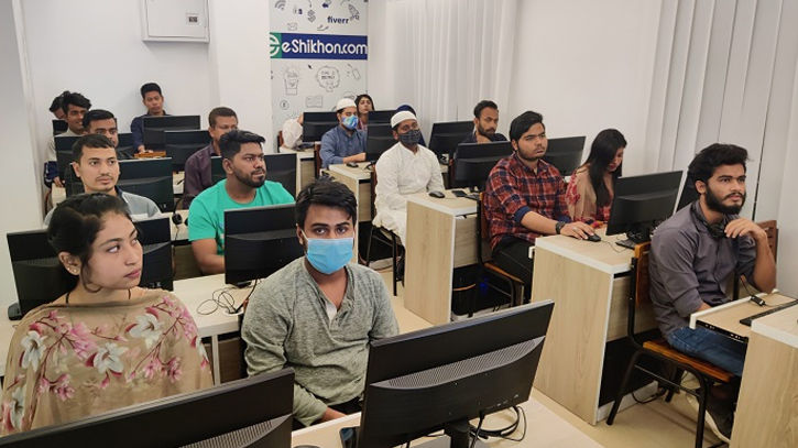 ফ্রিল্যান্সিং কোর্সে শতভাগ স্কলারশিপ দিচ্ছে ইশিখন ফ্রিল্যান্সিং কোর্সে শতভাগ স্কলারশিপ দিচ্ছে ইশিখন