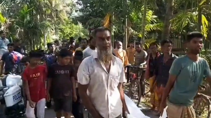 নাটোরে বিদ্যুৎস্পৃষ্ট হয়ে এক ব্যক্তির মৃত্যু নাটোরে বিদ্যুৎস্পৃষ্ট হয়ে এক ব্যক্তির মৃত্যু
