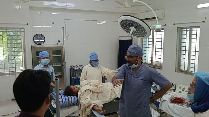 ৪২ বছর পর কাপ্তাই উপজেলা স্বাস্থ্য কমপ্লেক্সে অপারেশন থিয়েটার চালু ৪২ বছর পর কাপ্তাই উপজেলা স্বাস্থ্য কমপ্লেক্সে অপারেশন থিয়েটার চালু