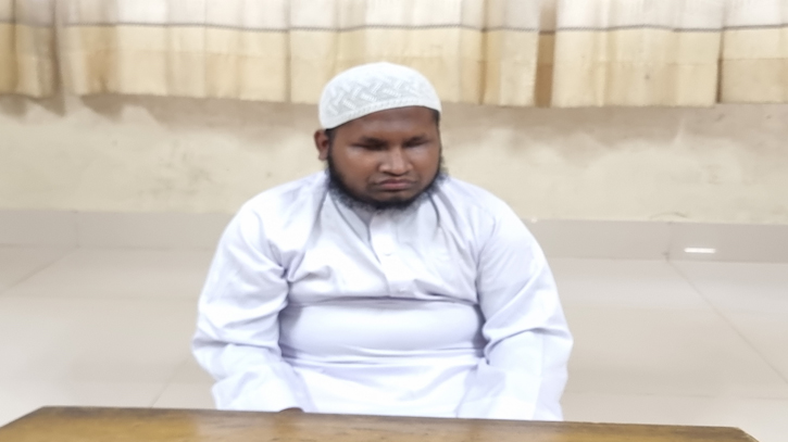 জন্মান্ধ শিক্ষক ইয়াহইয়া ছড়াচ্ছেন কোরআনের আলো জন্মান্ধ শিক্ষক ইয়াহইয়া ছড়াচ্ছেন কোরআনের আলো