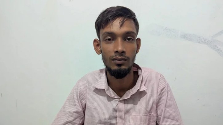 জীবিত স্বামীকে ‘মৃত’ দেখিয়ে ১৩০ জনের বিরুদ্ধে হত্যা মামলা! জীবিত স্বামীকে ‘মৃত’ দেখিয়ে ১৩০ জনের বিরুদ্ধে হত্যা মামলা!