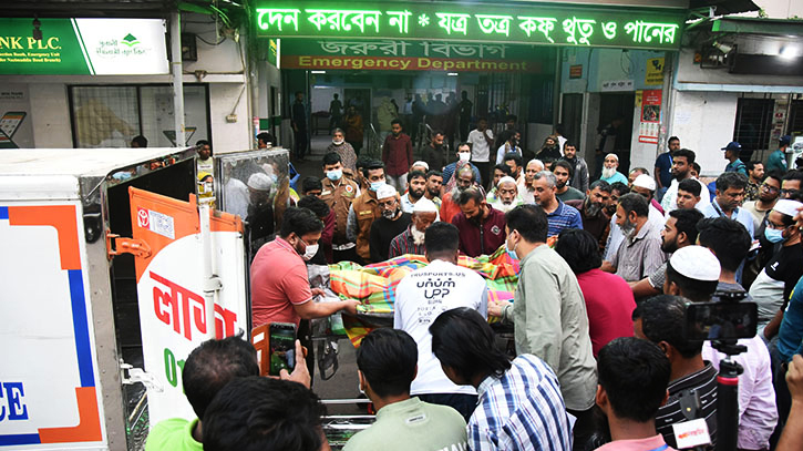 পুড়ে যাওয়া ৬ মরদেহ চেনার উপায় নেই, হবে ডিএনএ টেস্ট