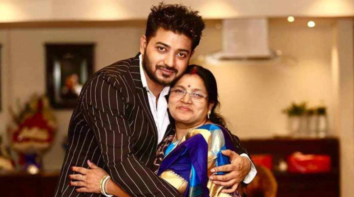 চিত্রনায়ক বাপ্পী চৌধুরীর মা মারা গেছেন চিত্রনায়ক বাপ্পী চৌধুরীর মা মারা গেছেন