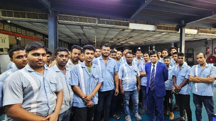 মালয়েশিয়ায় বাংলাদেশ হাইকমিশন ভাসছে প্রবাসীদের প্রশংসায় মালয়েশিয়ায় বাংলাদেশ হাইকমিশন ভাসছে প্রবাসীদের প্রশংসায়