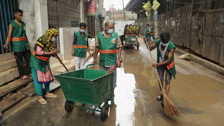 ডিএসসিসির ৪৪ ওয়ার্ডের শতভাগ বর্জ্য অপসারণ ডিএসসিসির ৪৪ ওয়ার্ডের শতভাগ বর্জ্য অপসারণ