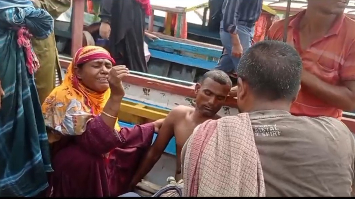 নাটোর হালতির বিলে বজ্রপাতে দুইজন নিহত নাটোর হালতির বিলে বজ্রপাতে দুইজন নিহত