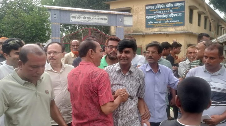 আনারসের জয় হলে বিজয়ী হবে জনগণ : মনিরুল ইসলাম আনারসের জয় হলে বিজয়ী হবে জনগণ : মনিরুল ইসলাম