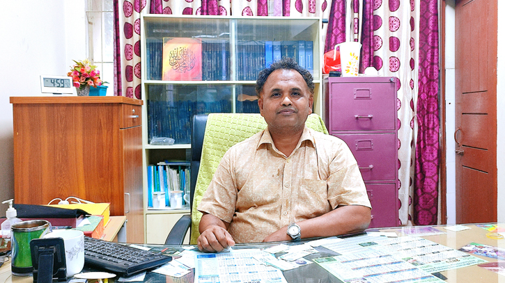 প্রতিষ্ঠার দুই যুগ পর প্রথমবারের মতো প্রো-ভিসি পেল হাবিপ্রবি প্রতিষ্ঠার দুই যুগ পর প্রথমবারের মতো প্রো-ভিসি পেল হাবিপ্রবি