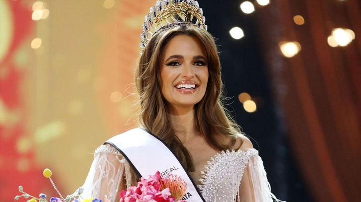 সেরা সুন্দরী হলেন দক্ষিণ আফ্রিকার বধির নারী